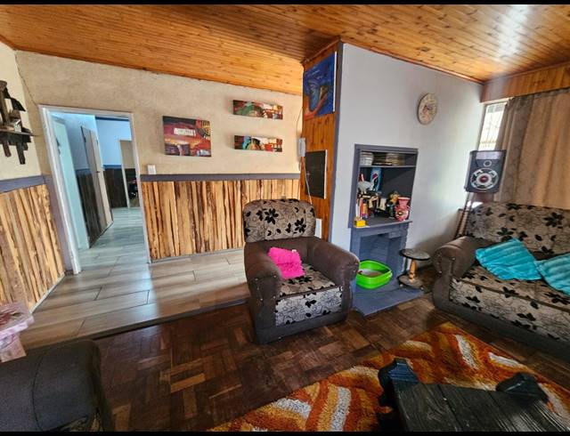 3 BEDROOM HOUSE FOR SALE IN SASOLBURG EXT 1